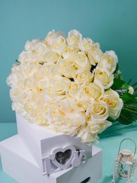 Bouquet of 51 rose White Chocolate