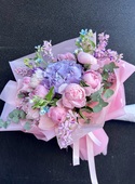 фото Bouquet with peonies and hydrangea