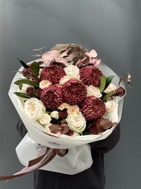 Autumn bouquet with fragrant rose "Charm of autumn"