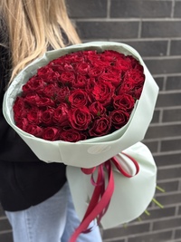 Букет из 51 красной розы